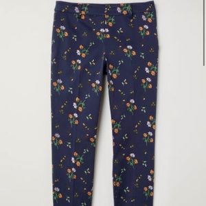 *BUNDLE!!!* 2 for 1 Floral dress pants